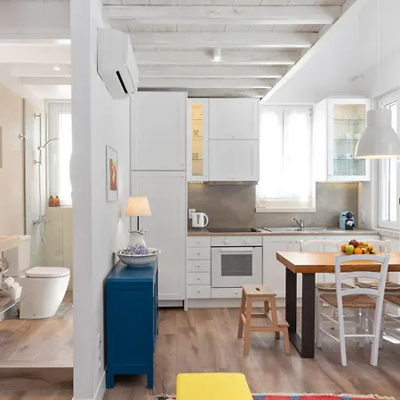 Casanova Corfu Old Town Center